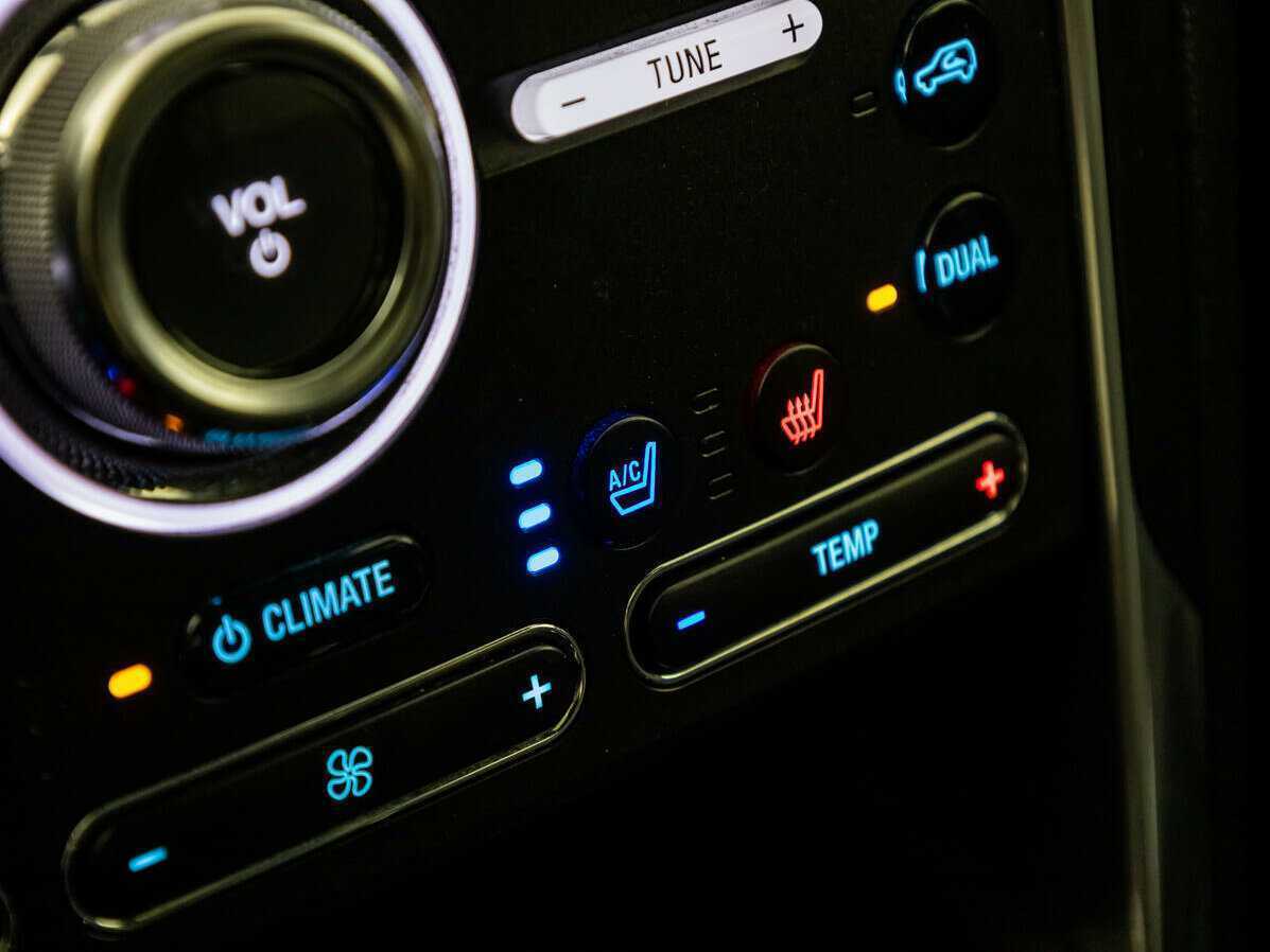 Ford Explorer с пробегом — 2017 год. Фото: #11