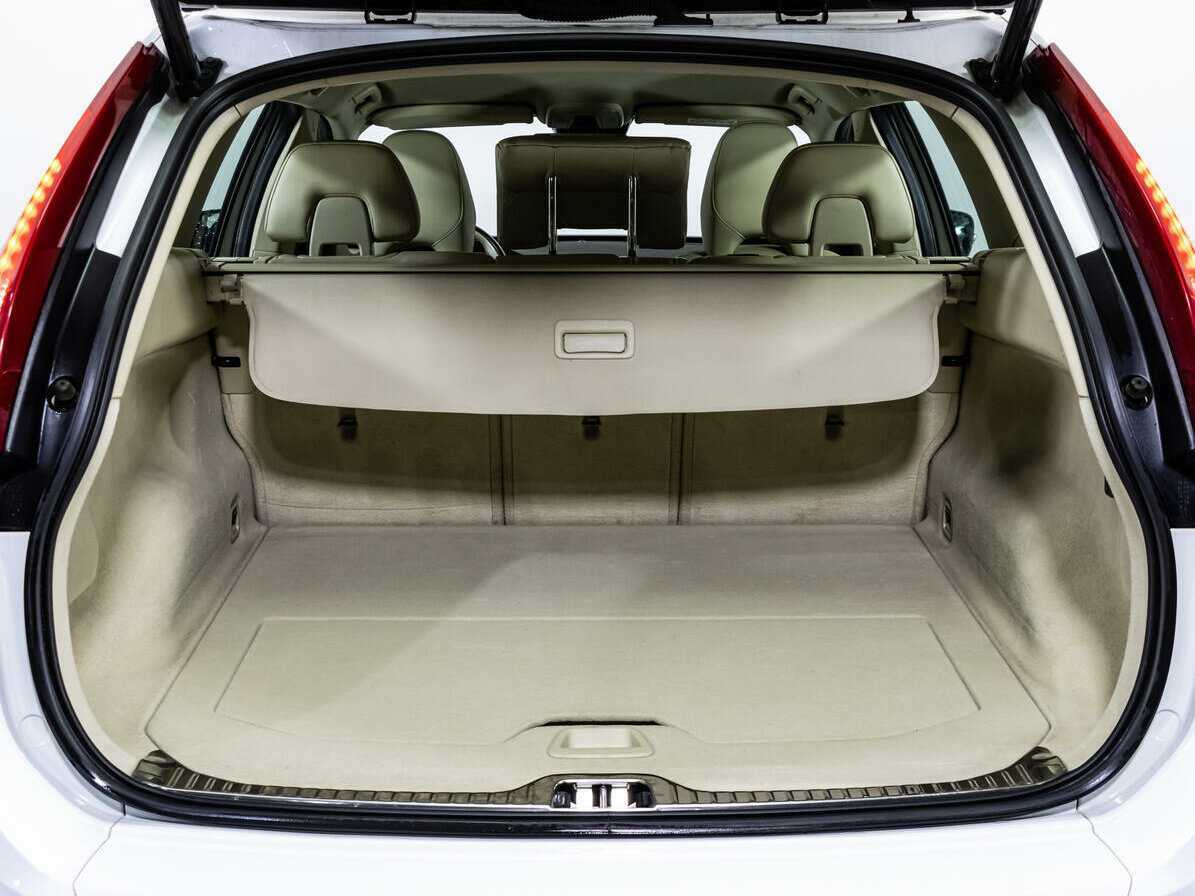 Volvo XC60 с пробегом — 2016 год. Фото: #13