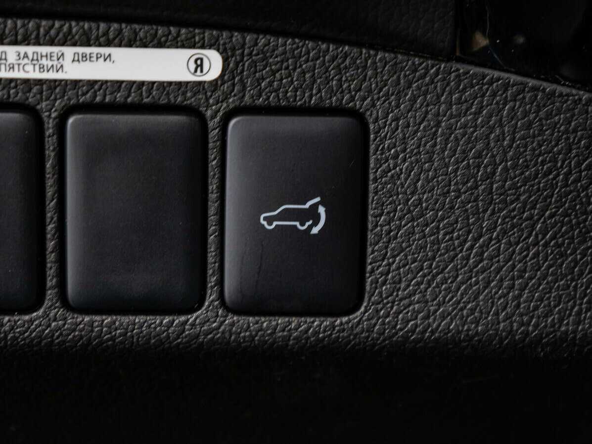 Mitsubishi Outlander с пробегом — 2015 год. Фото: #12