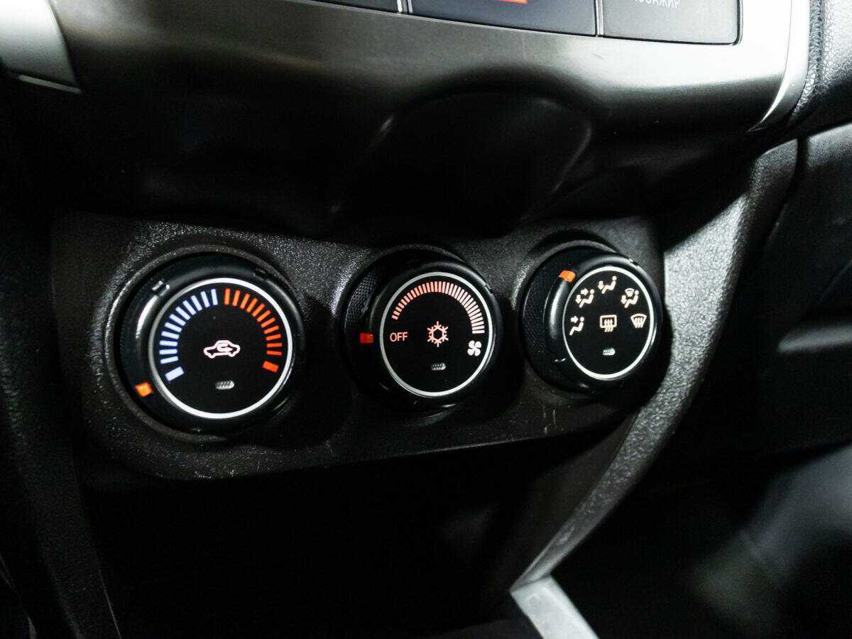 Mitsubishi ASX с пробегом — 2013 год. Фото: #14