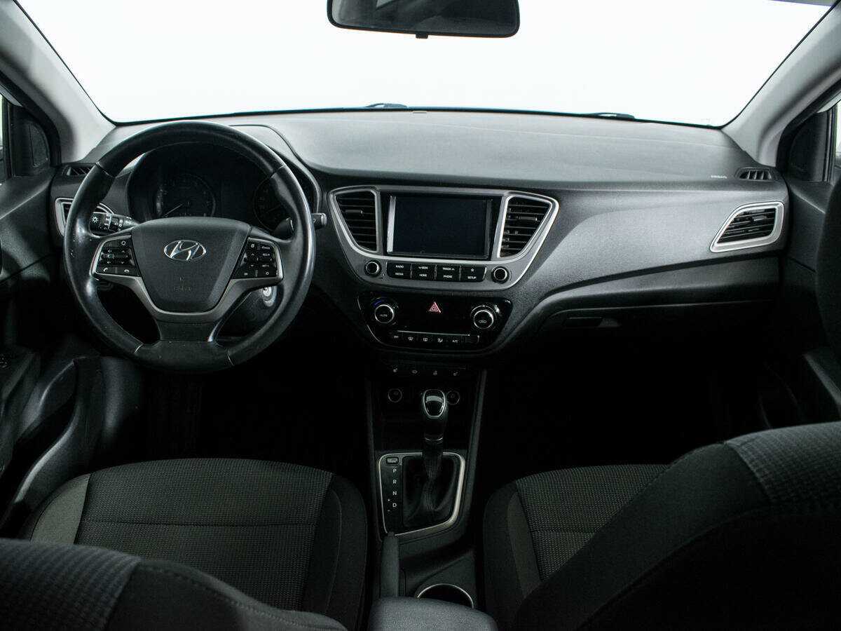 Hyundai Solaris с пробегом — 2019 год. Фото: #11