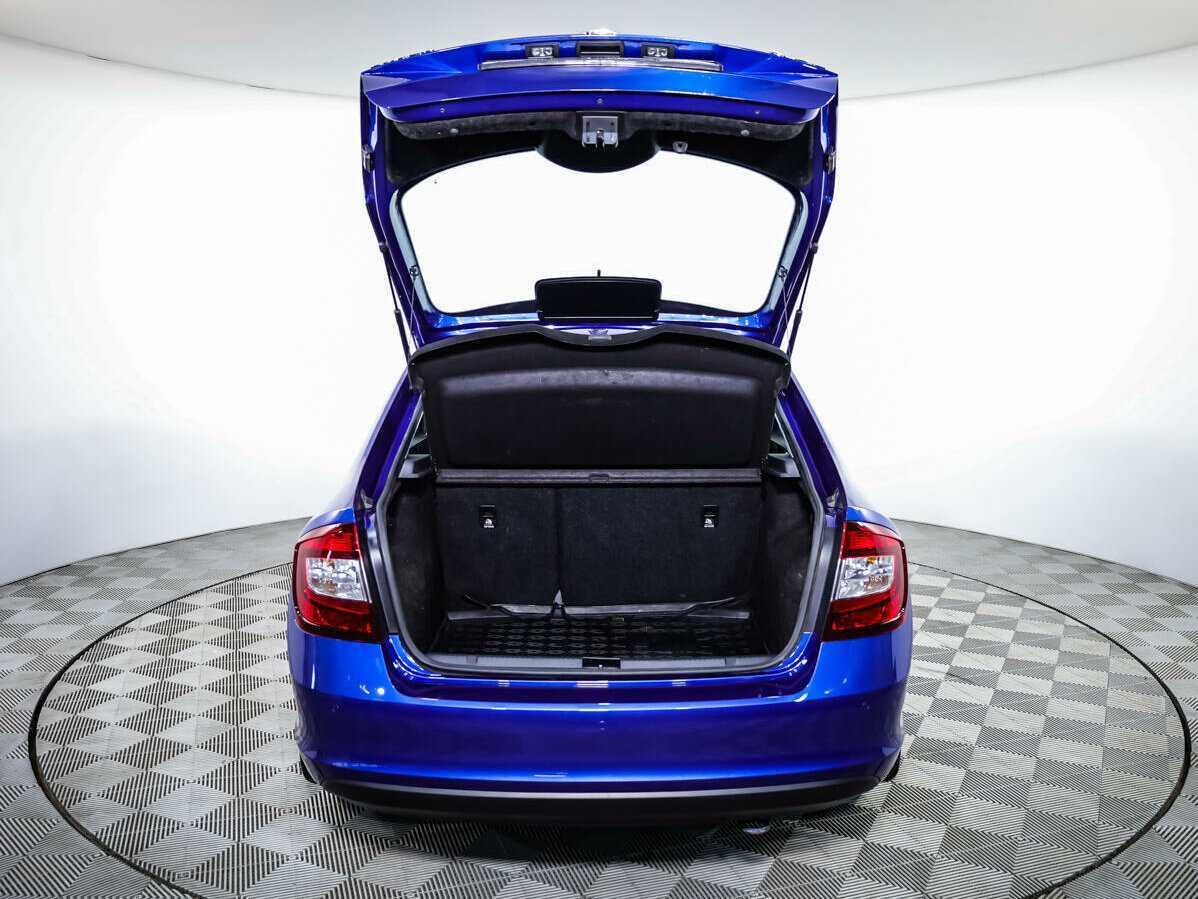 Skoda Rapid с пробегом — 2018 год. Фото: #18