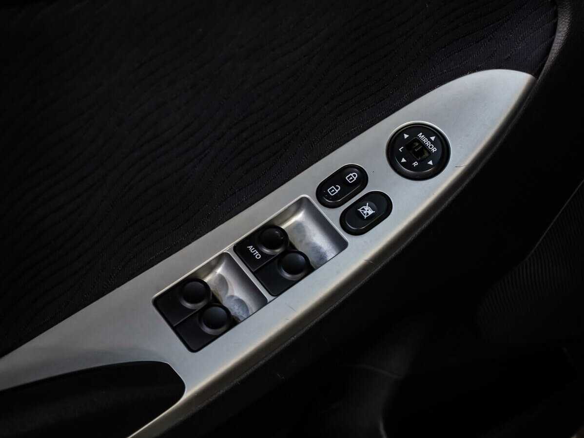 Hyundai Solaris с пробегом — 2012 год. Фото: #15