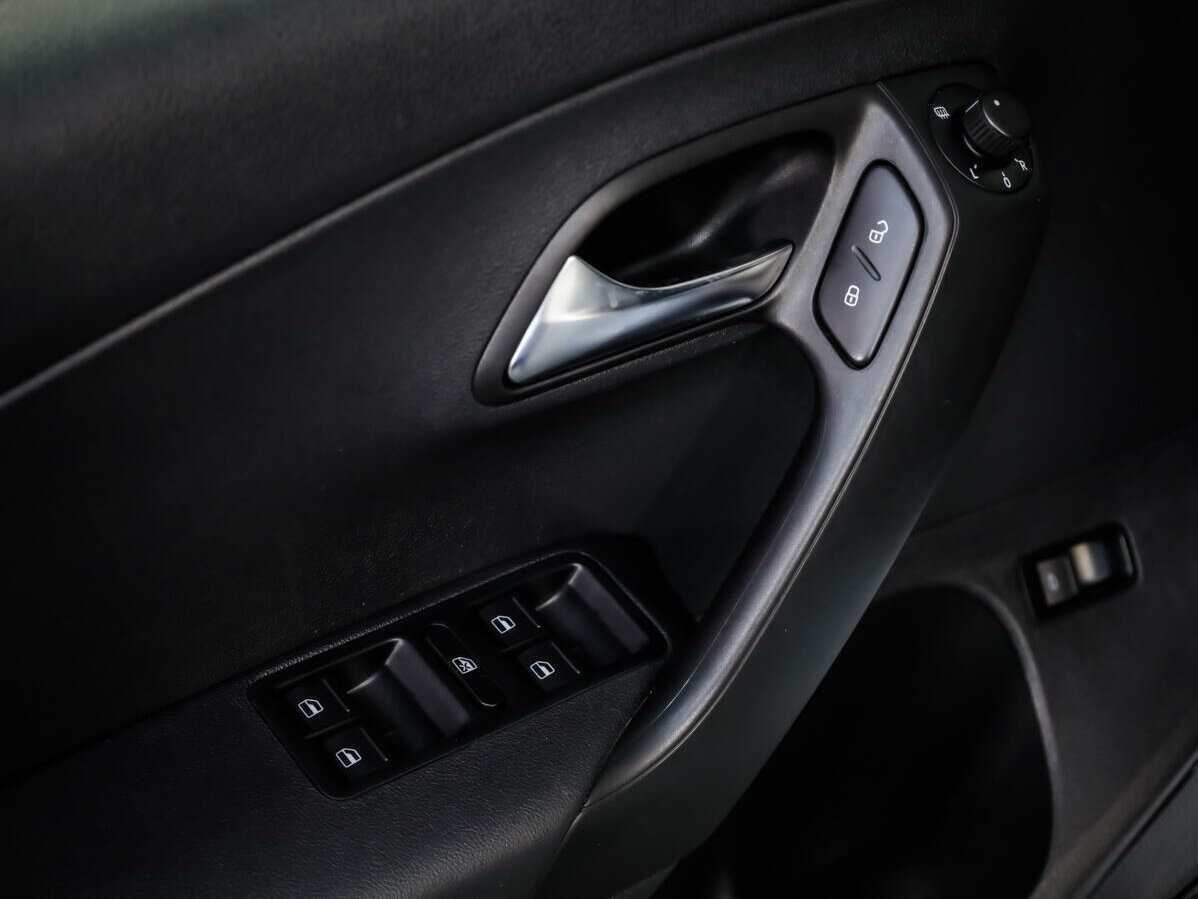 Volkswagen Polo с пробегом — 2019 год. Фото: #17