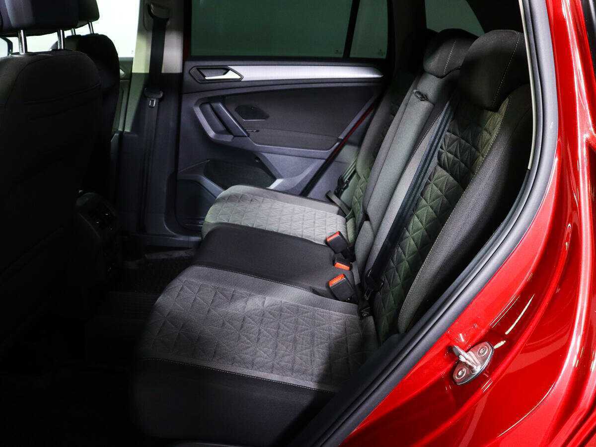 Volkswagen Tiguan с пробегом — 2021 год. Фото: #7