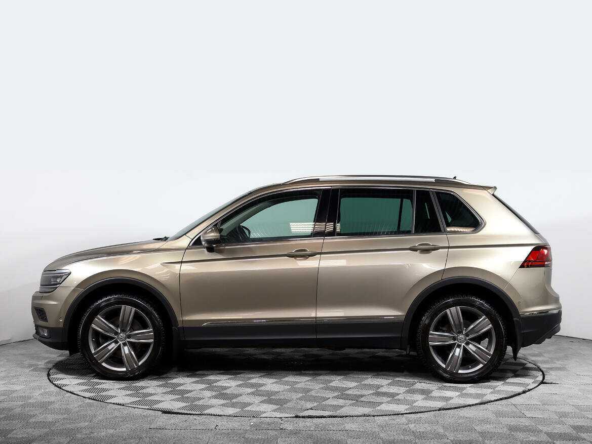 Volkswagen Tiguan с пробегом — 2017 год. Фото: #6