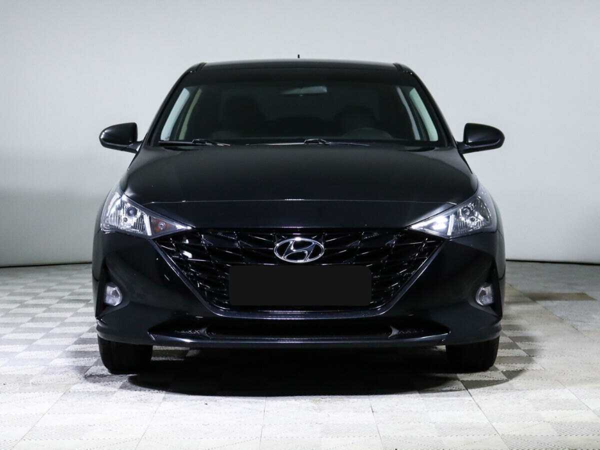 Hyundai Solaris с пробегом — 2021 год. Фото: #1