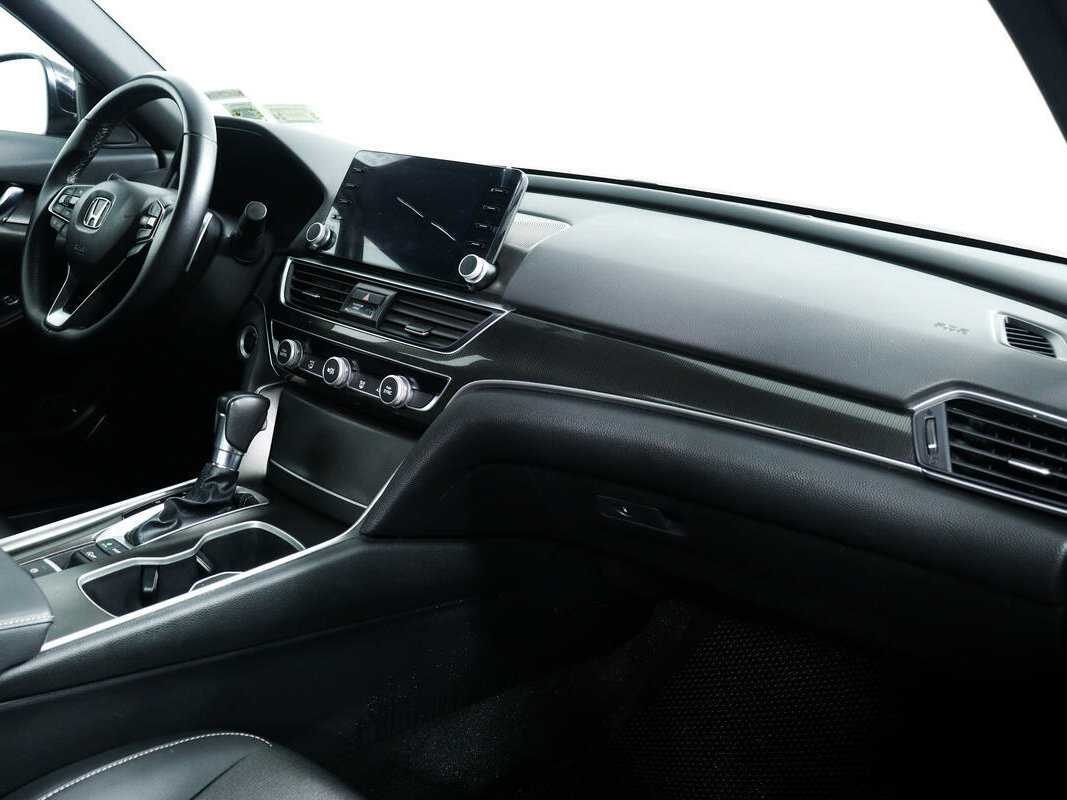 Honda Accord с пробегом — 2022 год. Фото: #8