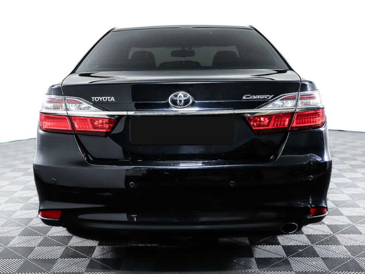 Toyota Camry с пробегом — 2015 год. Фото: #4