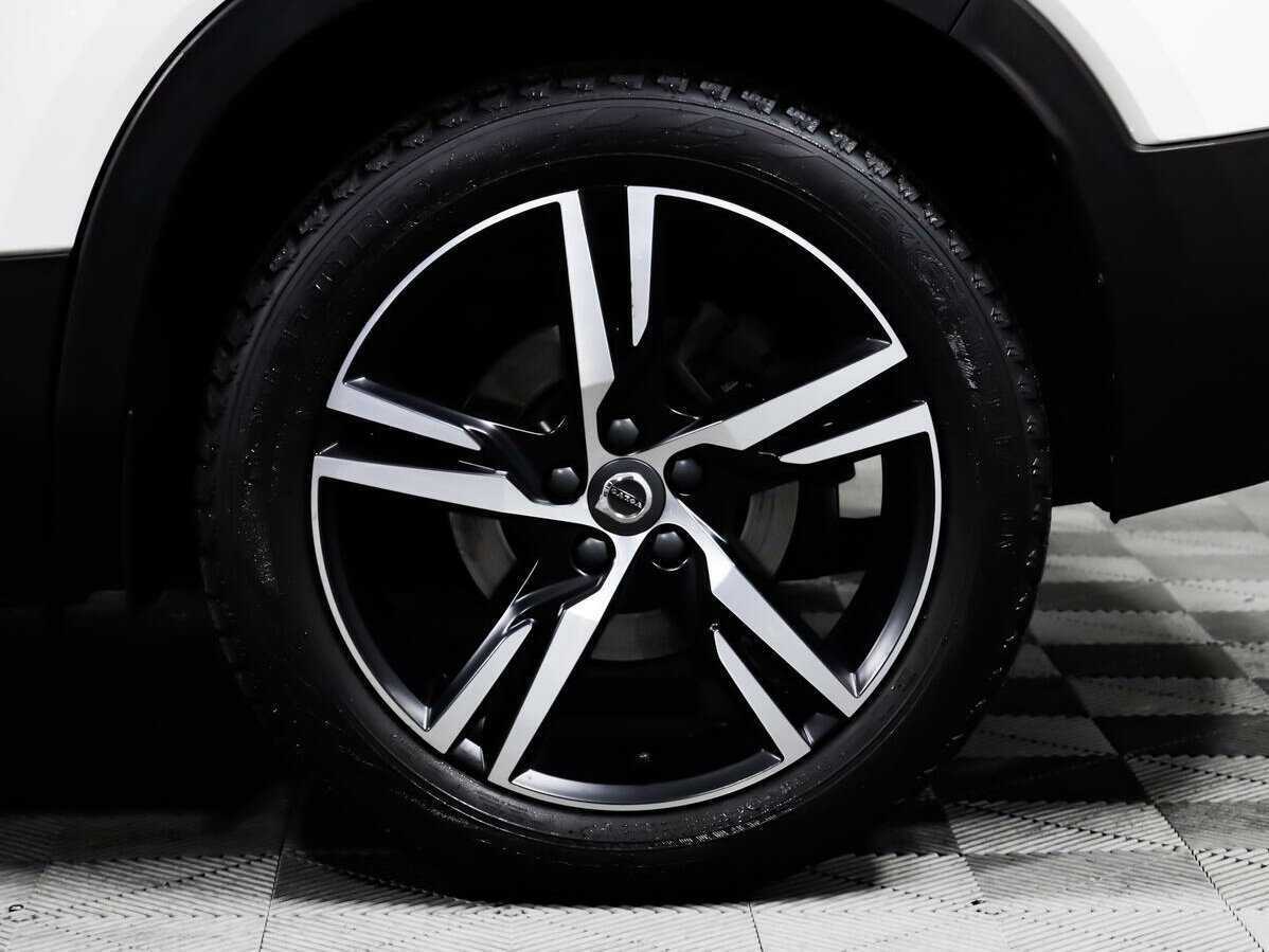 Volvo XC40 с пробегом — 2020 год. Фото: #12