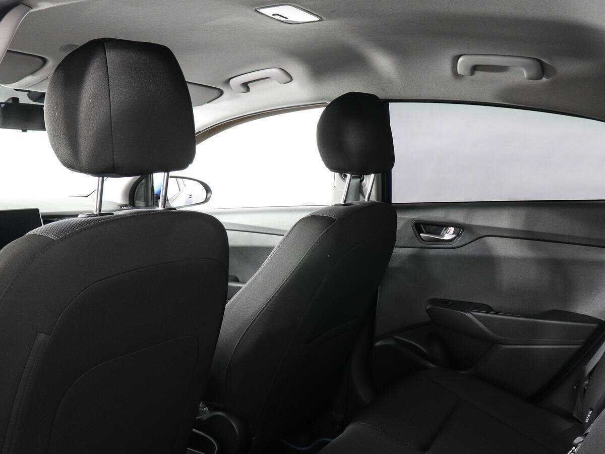 Hyundai Solaris с пробегом — 2020 год. Фото: #11