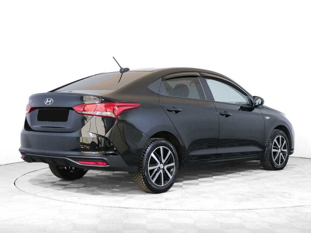 Hyundai Solaris с пробегом — 2021 год. Фото: #3