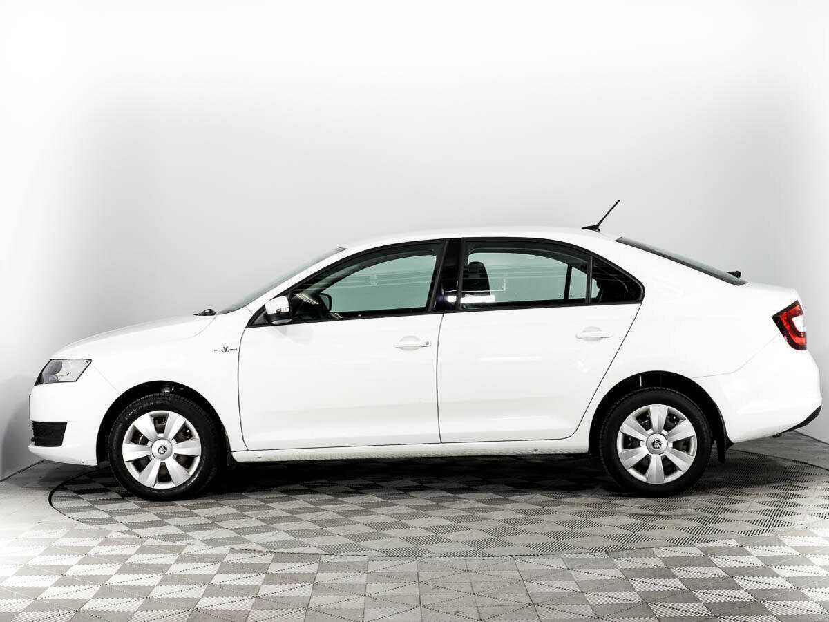 Skoda Rapid с пробегом — 2019 год. Фото: #7