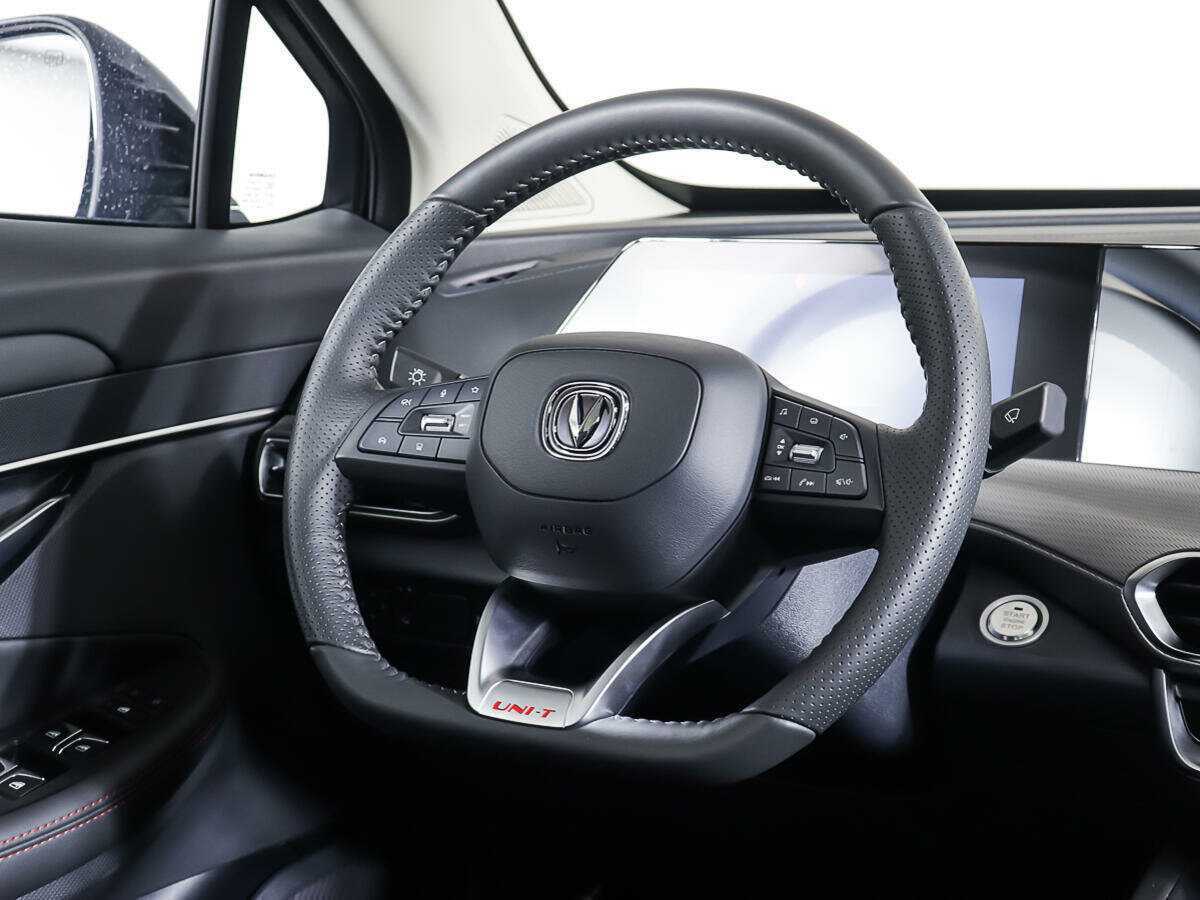 Changan UNI-T с пробегом — 2023 год. Фото: #14
