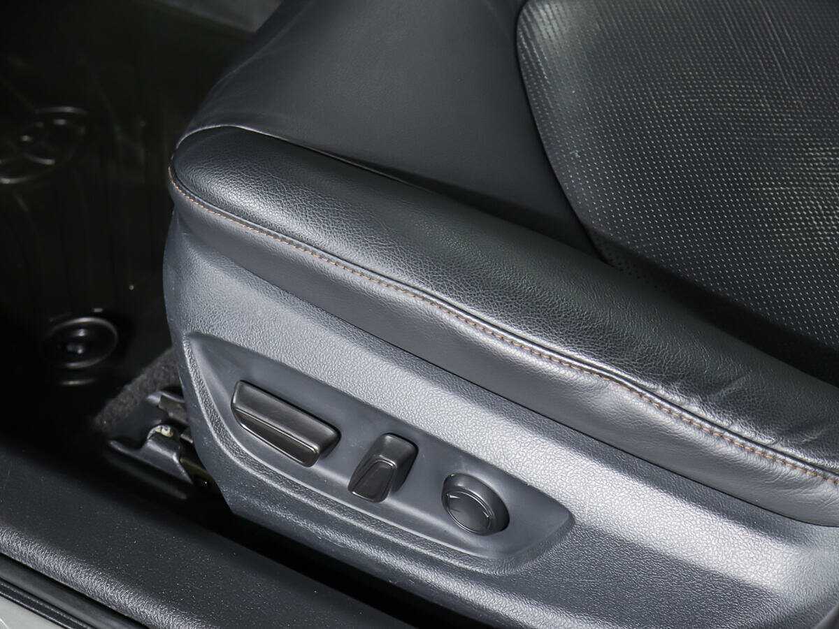 Toyota Camry с пробегом — 2019 год. Фото: #15