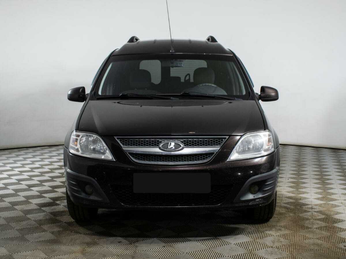 Lada (ВАЗ) Largus с пробегом — 2015 год. Фото: #1