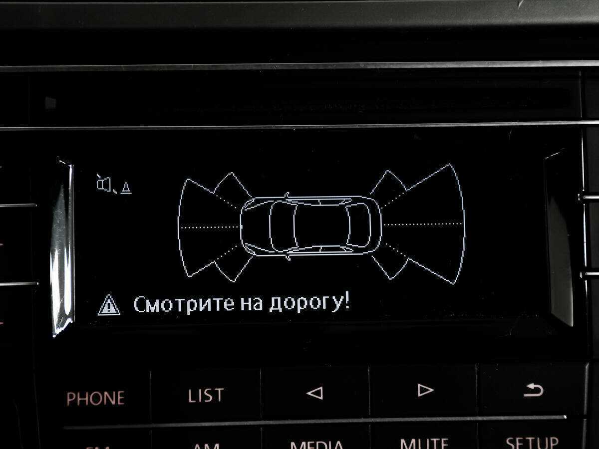 Volkswagen Polo с пробегом — 2017 год. Фото: #14