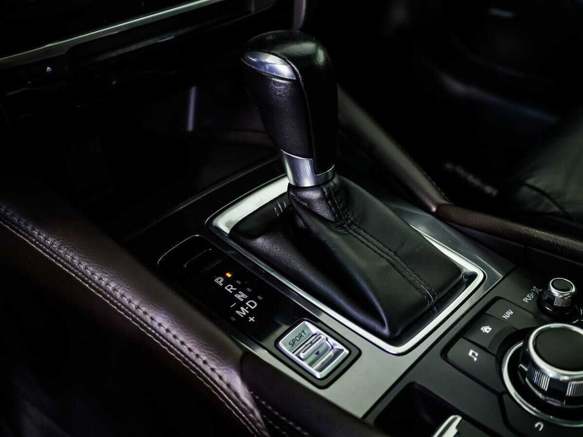 Mazda 6 с пробегом — 2015 год. Фото: #14