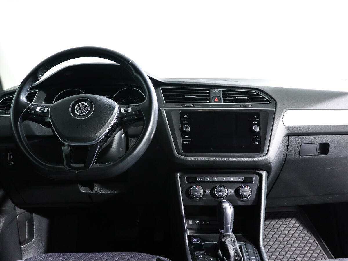 Volkswagen Tiguan с пробегом — 2017 год. Фото: #9