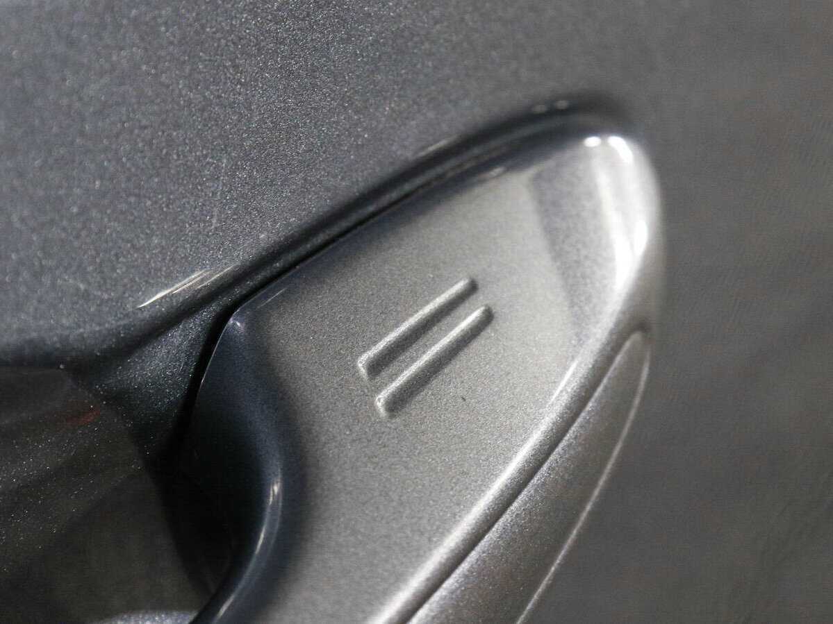 Toyota RAV4 с пробегом — 2013 год. Фото: #13