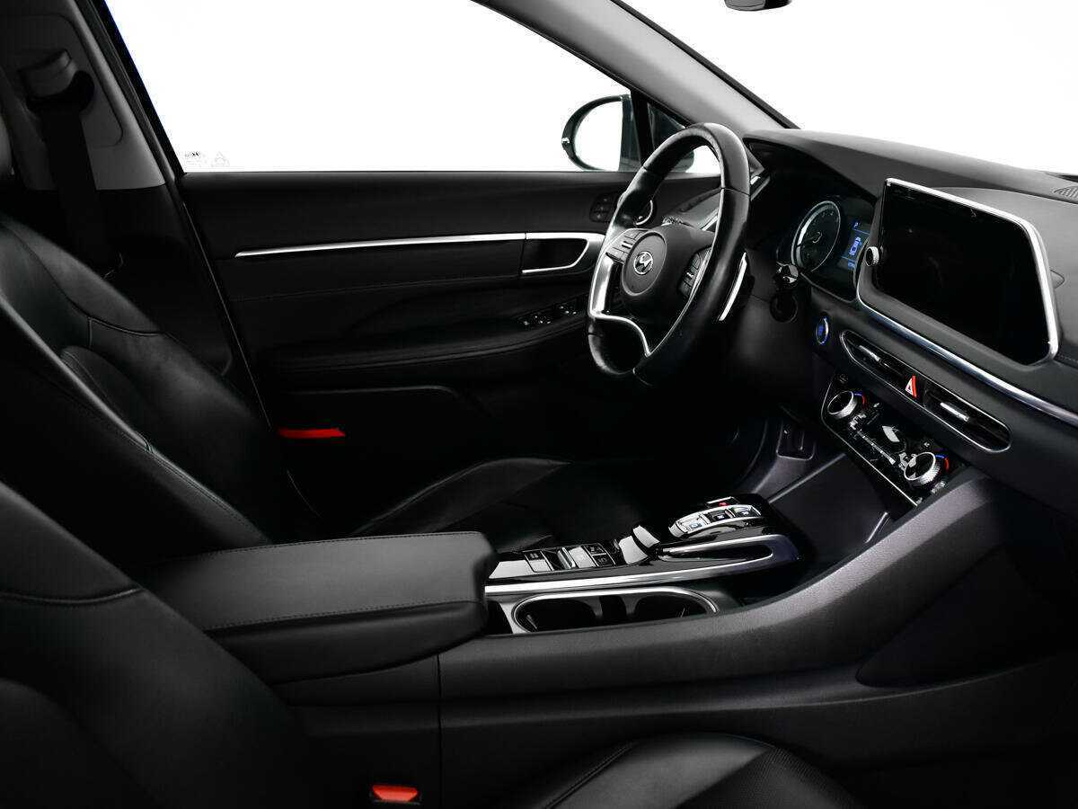 Hyundai Sonata с пробегом — 2020 год. Фото: #6