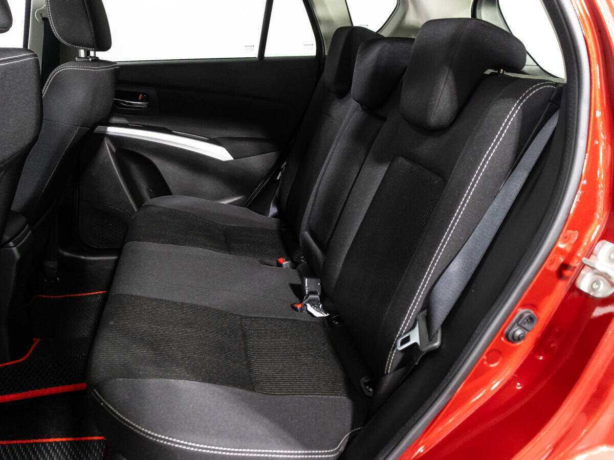 Suzuki SX4 с пробегом — 2021 год. Фото: #9