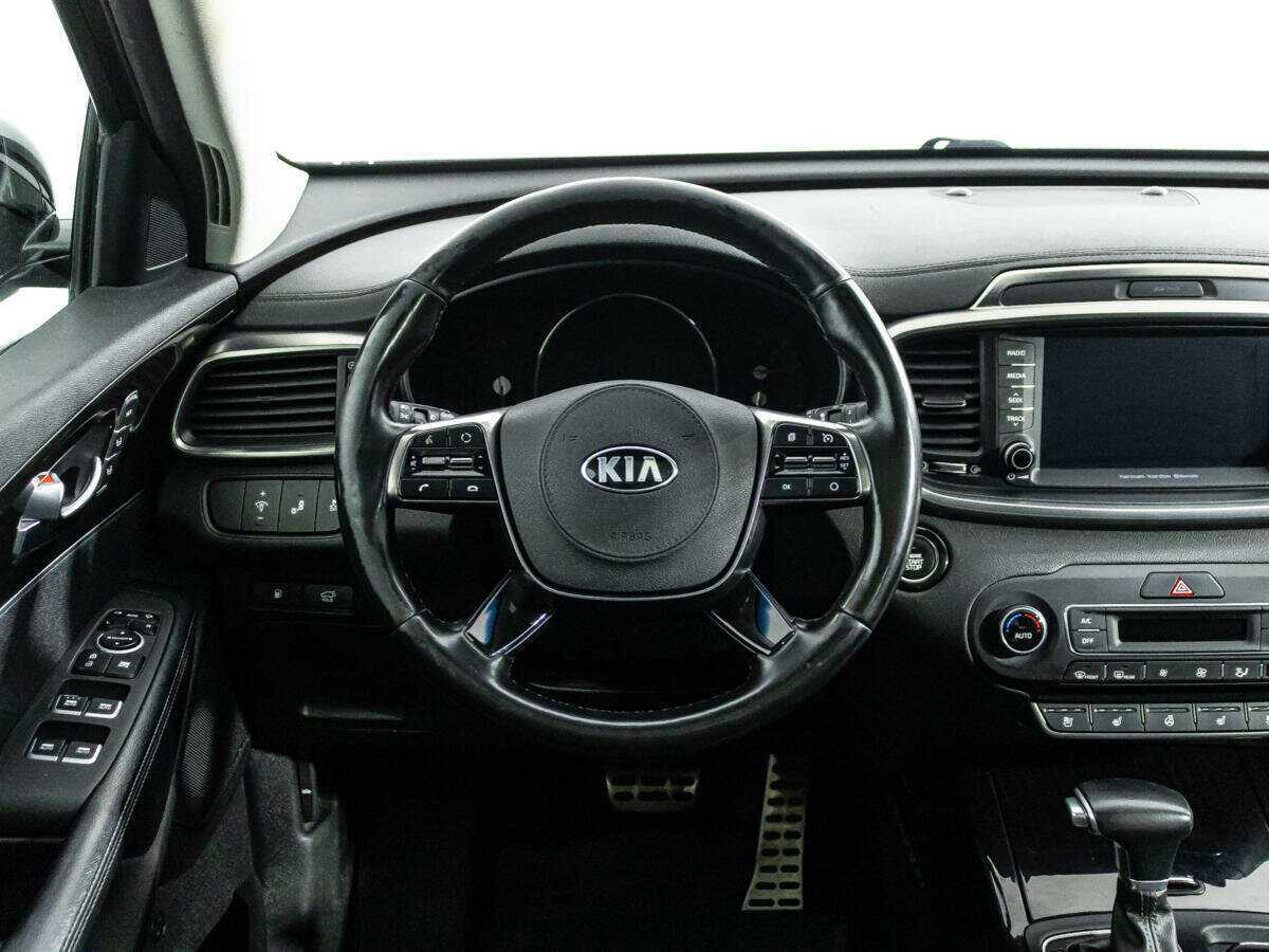 Kia Sorento с пробегом — 2018 год. Фото: #24