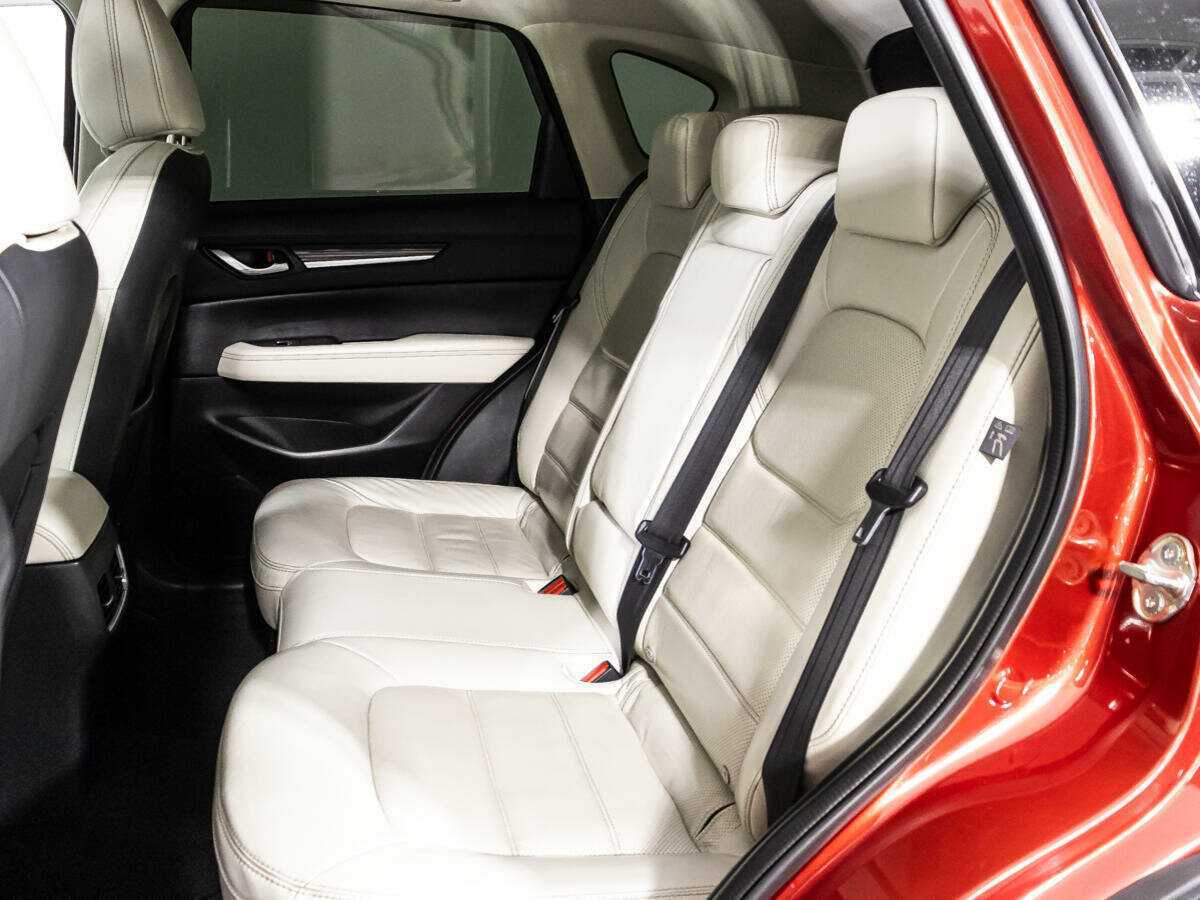 Mazda CX-5 с пробегом — 2017 год. Фото: #9