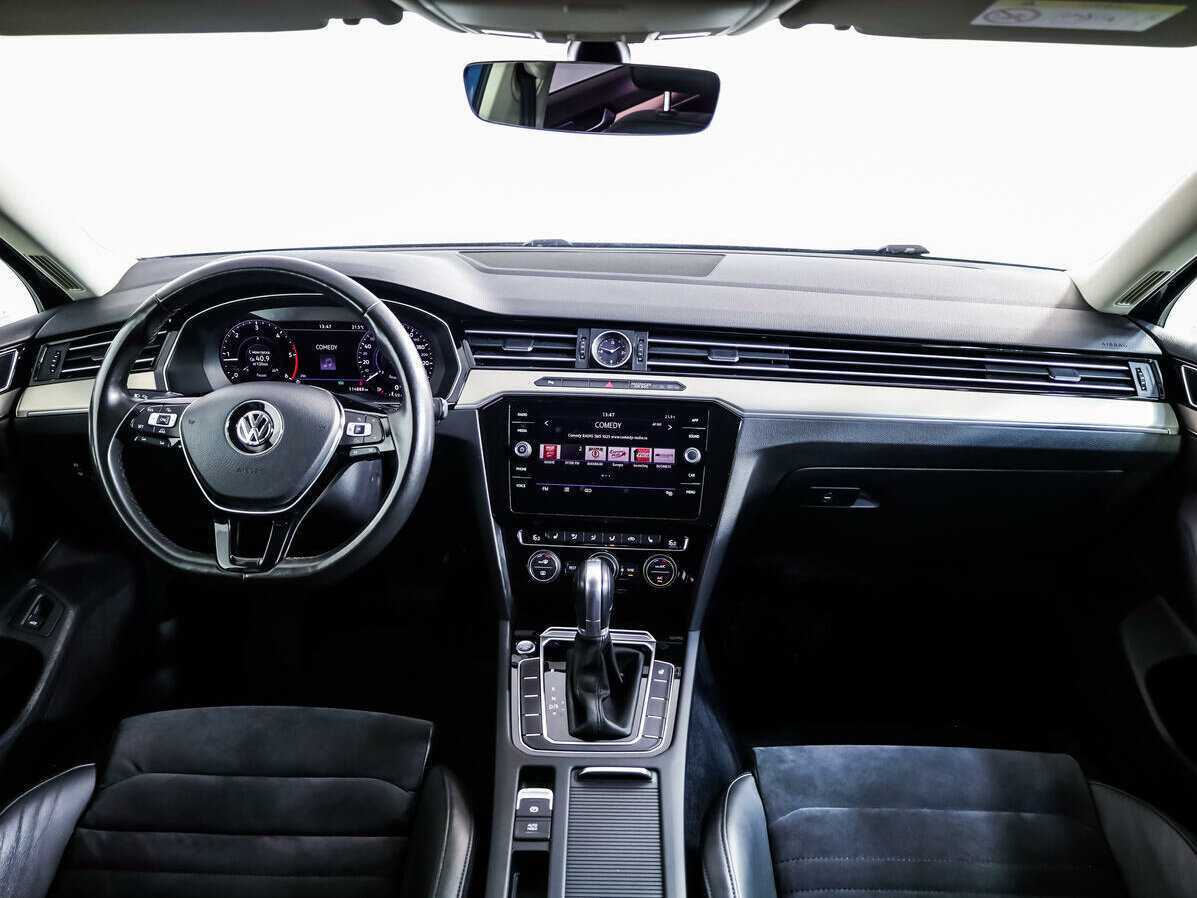 Volkswagen Passat с пробегом — 2017 год. Фото: #8