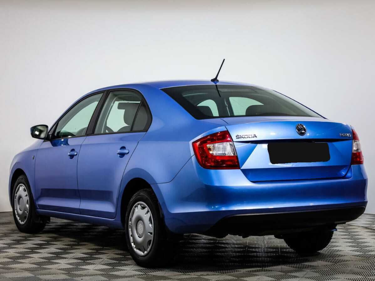 Skoda Rapid с пробегом — 2016 год. Фото: #5
