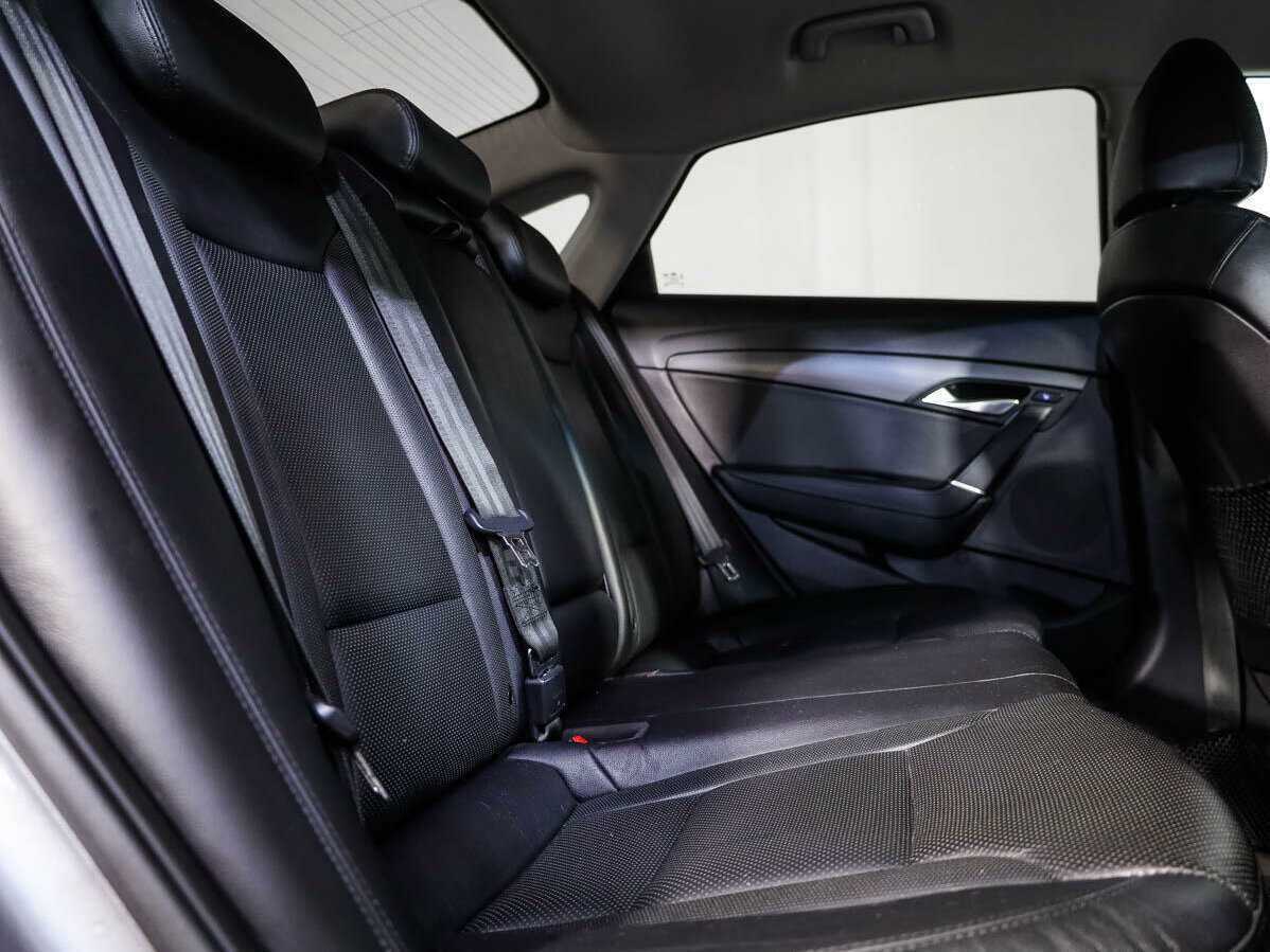 Hyundai i40 с пробегом — 2015 год. Фото: #11