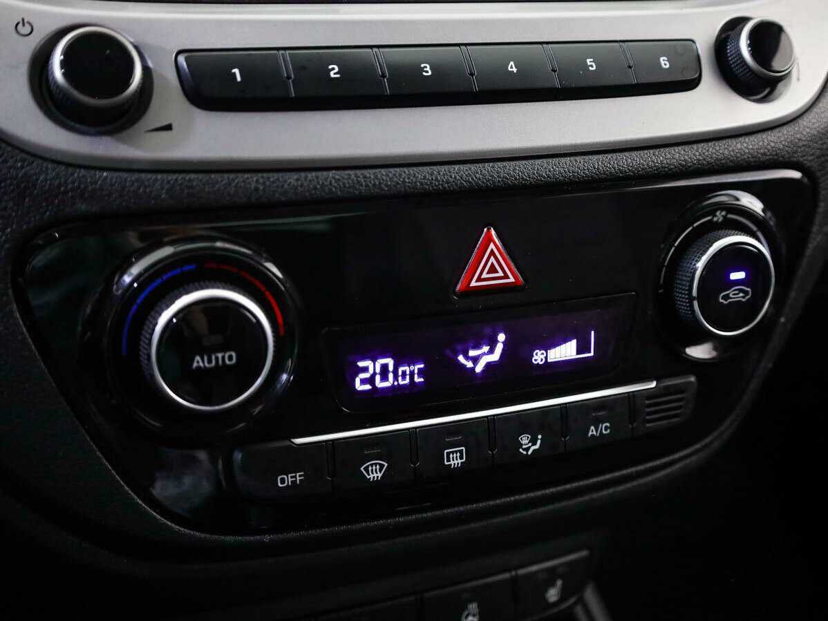 Hyundai Solaris с пробегом — 2018 год. Фото: #15