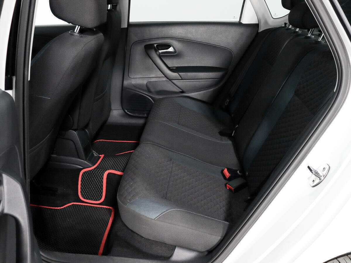 Volkswagen Polo с пробегом — 2020 год. Фото: #8