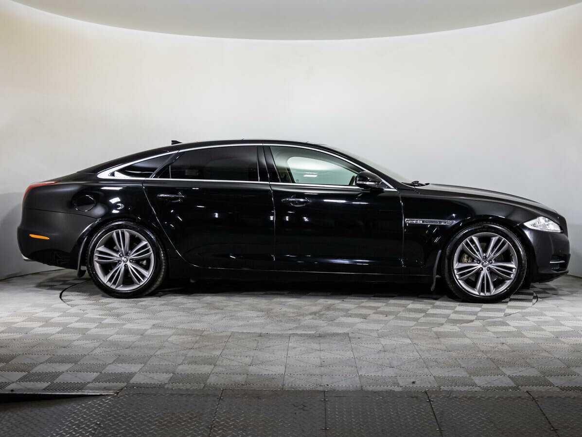 Jaguar XJ с пробегом — 2013 год. Фото: #3