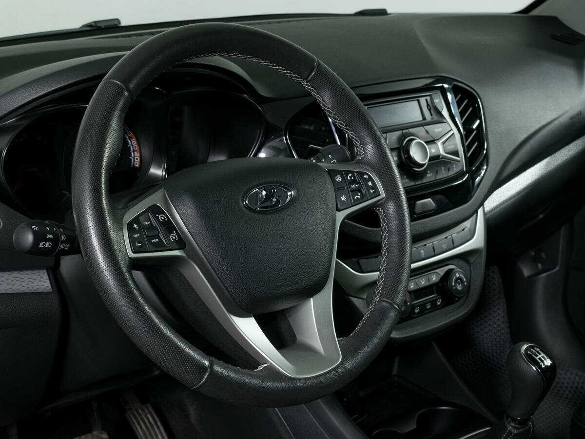 Lada (ВАЗ) Vesta с пробегом — 2020 год. Фото: #15