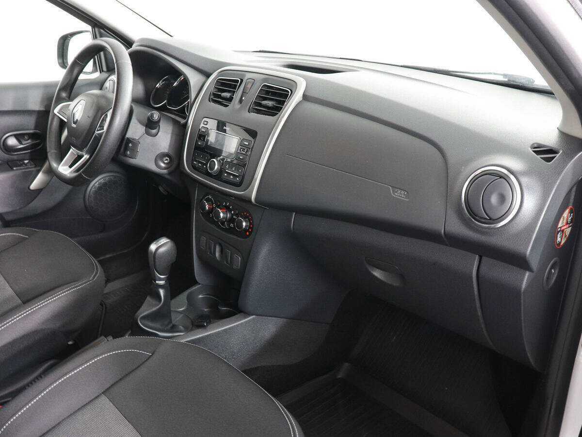 Renault Logan с пробегом — 2022 год. Фото: #9