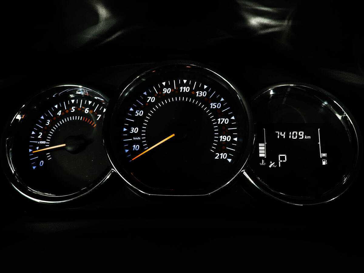 Renault Logan с пробегом — 2022 год. Фото: #10