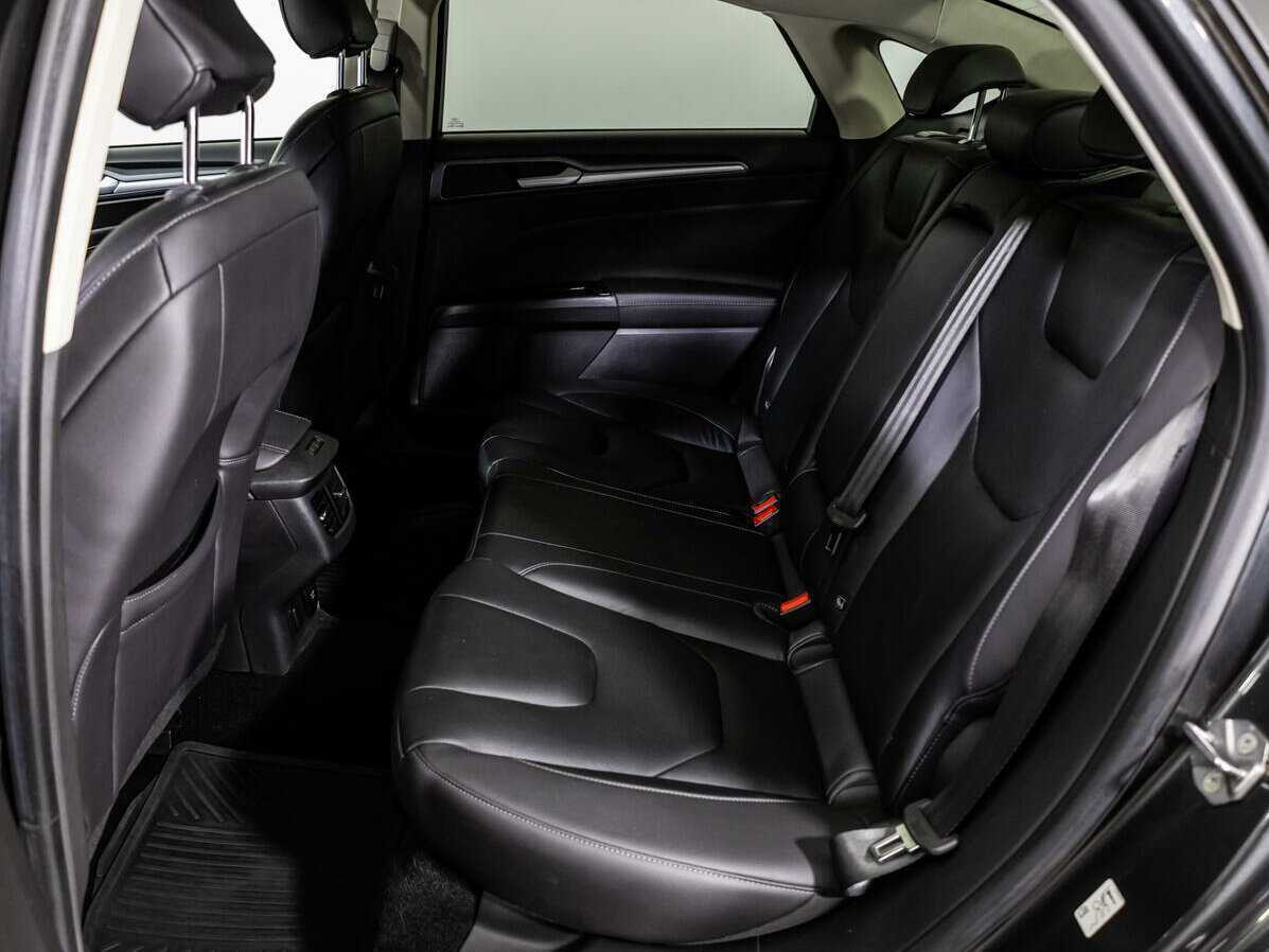 Ford Mondeo с пробегом — 2018 год. Фото: #9