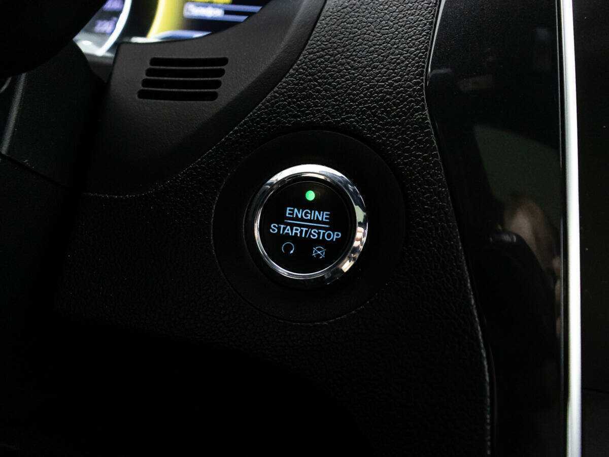 Ford Explorer с пробегом — 2017 год. Фото: #19