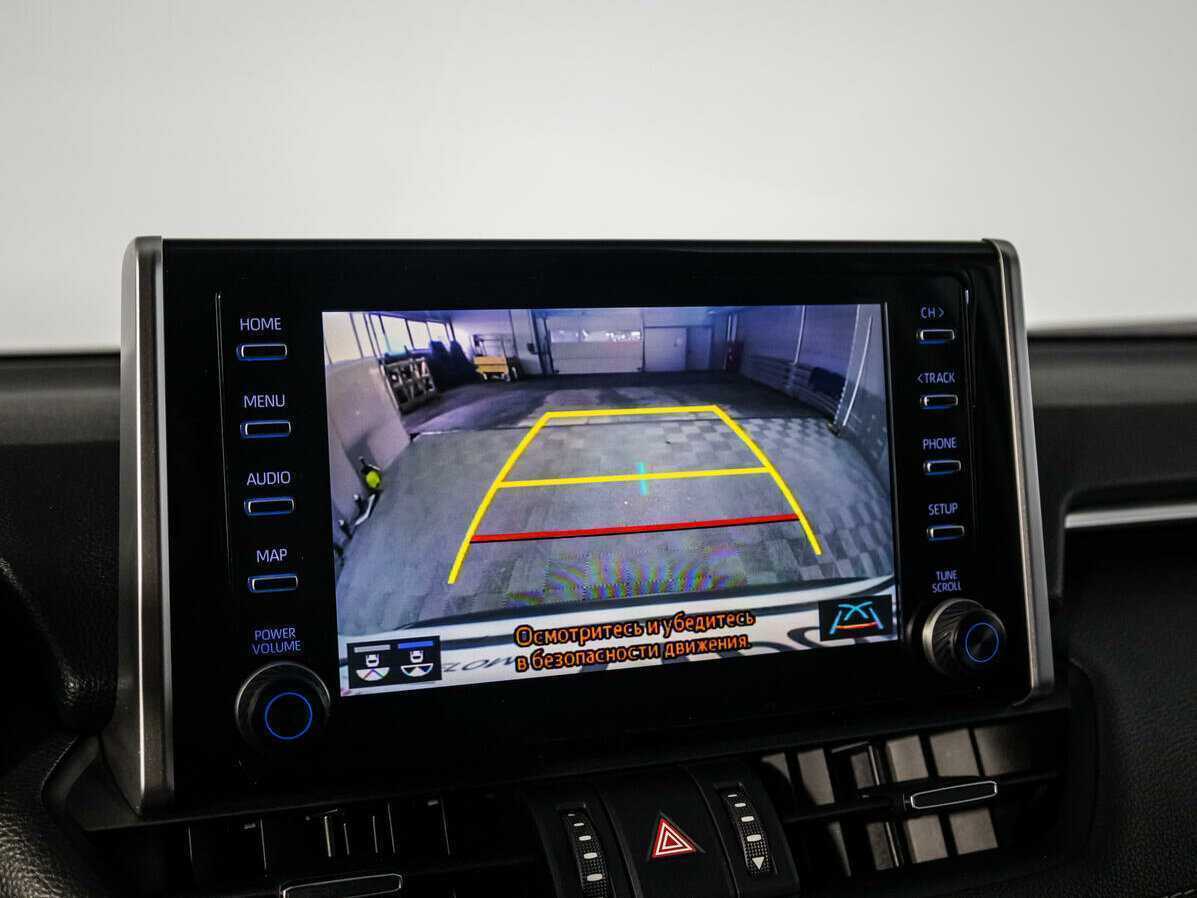 Toyota RAV4 с пробегом — 2020 год. Фото: #17