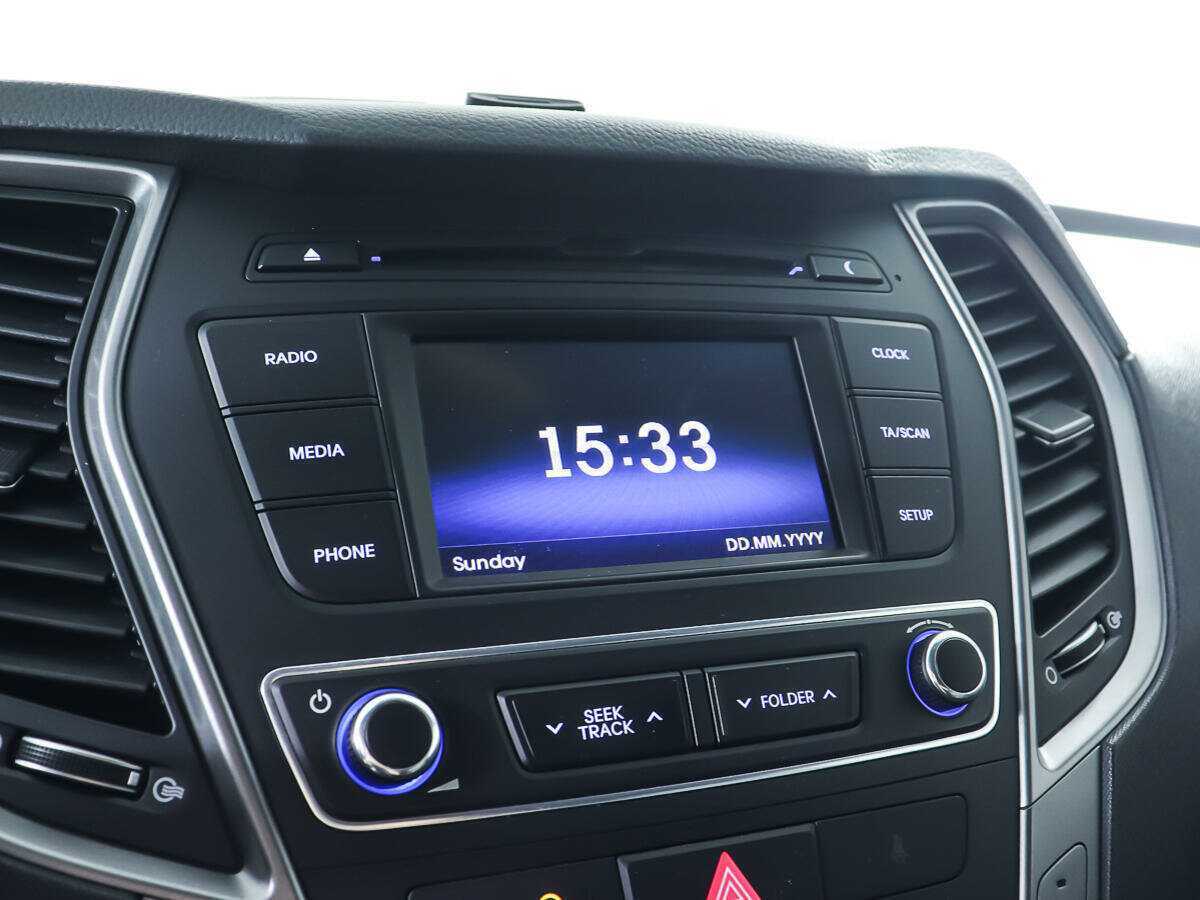 Hyundai Santa Fe с пробегом — 2016 год. Фото: #13