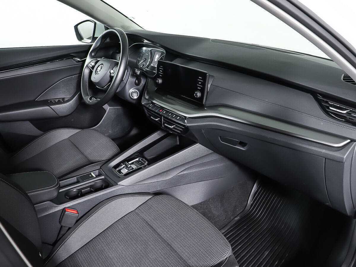 Skoda Octavia с пробегом — 2021 год. Фото: #8