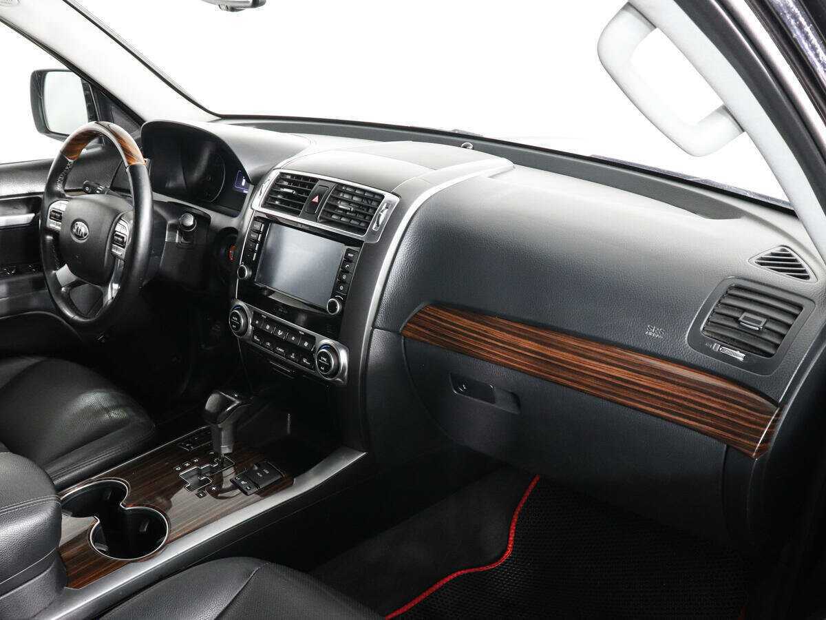 Kia Mohave с пробегом — 2017 год. Фото: #9