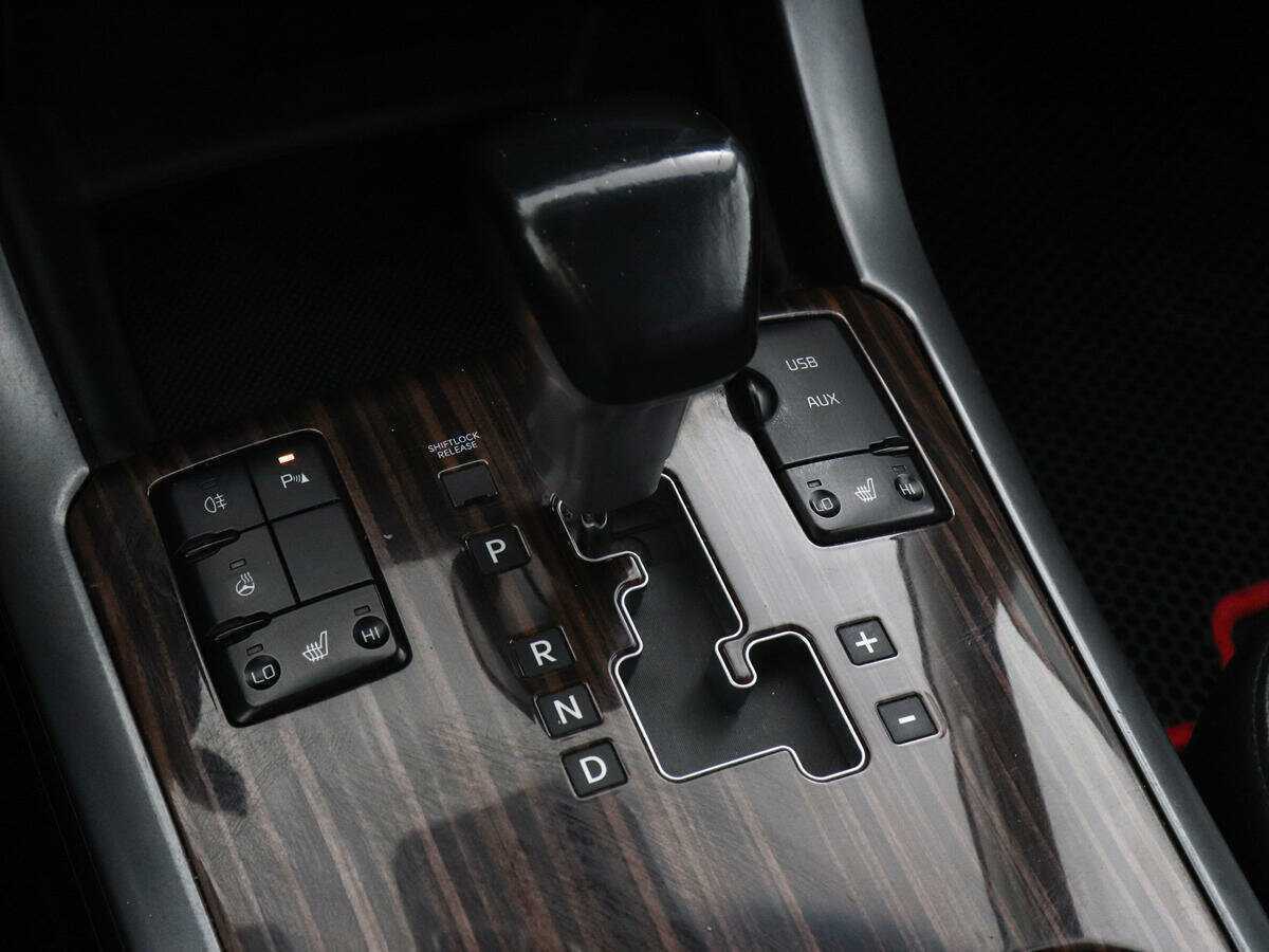 Kia Mohave с пробегом — 2017 год. Фото: #14