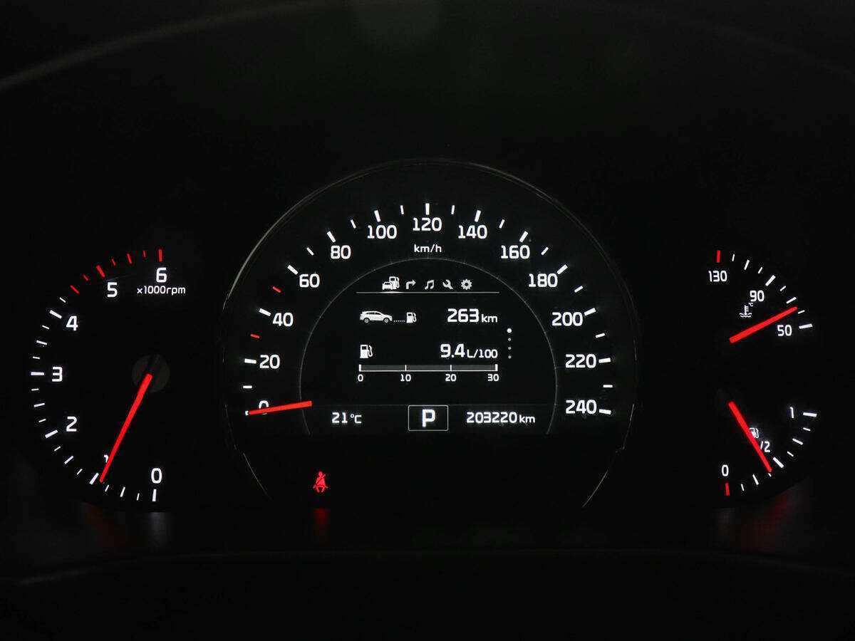 Kia Sorento с пробегом — 2017 год. Фото: #10