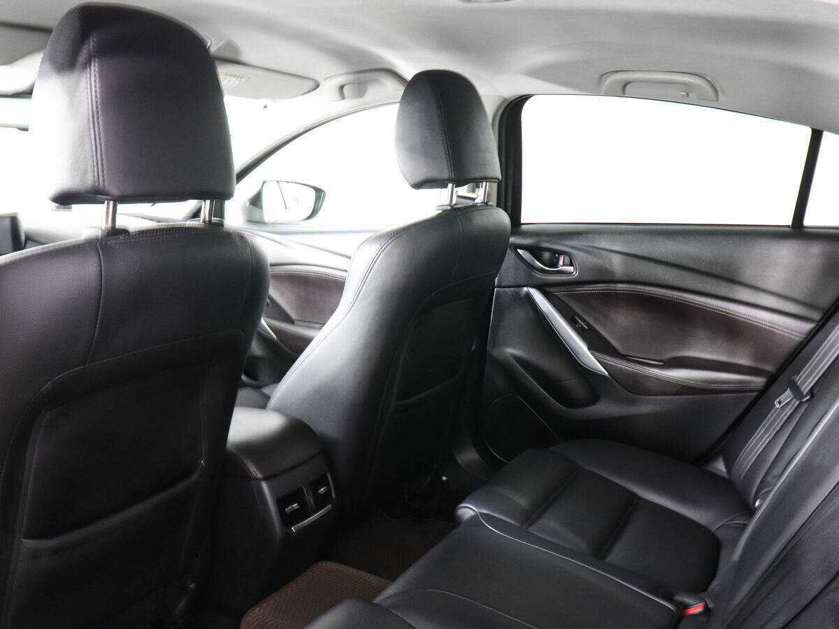 Mazda 6 с пробегом — 2015 год. Фото: #11