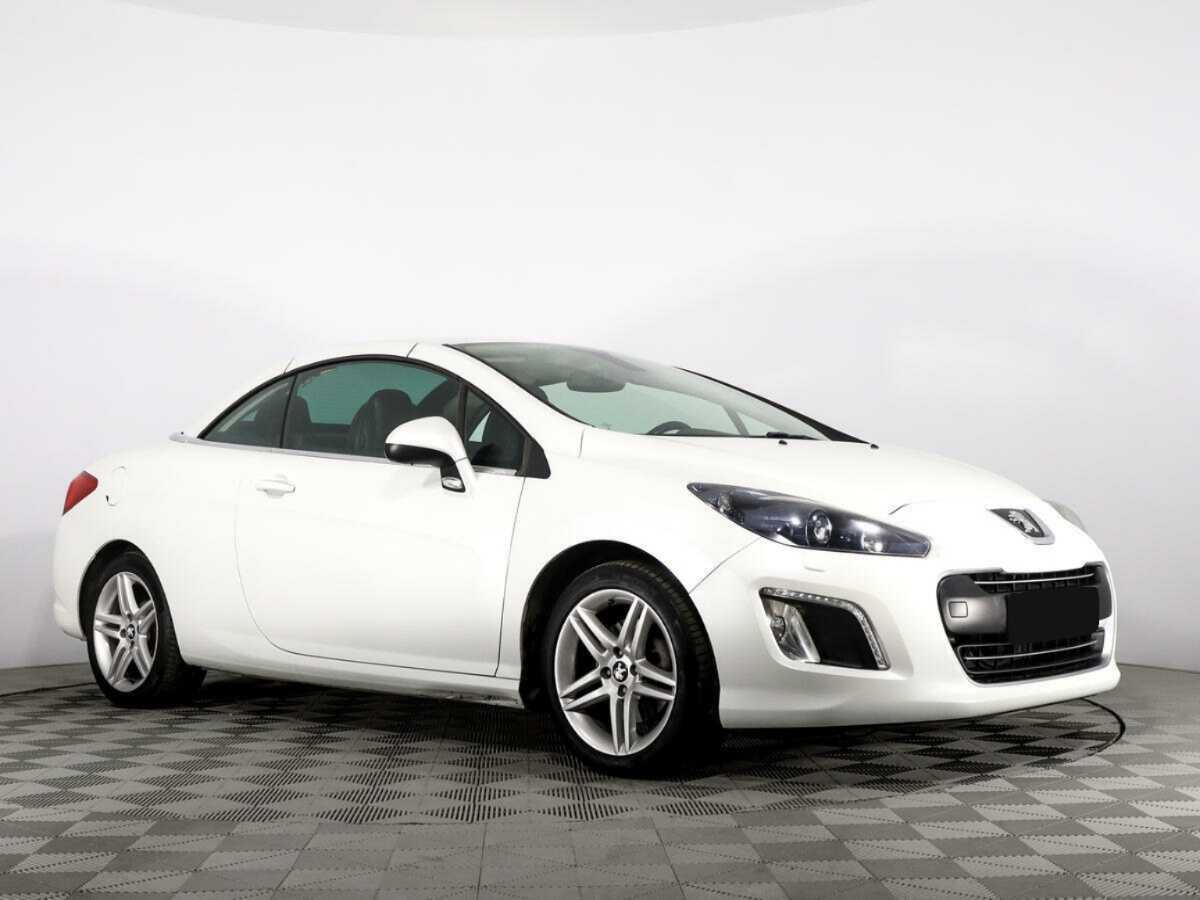 Peugeot 308 с пробегом — 2012 год. Фото: #2