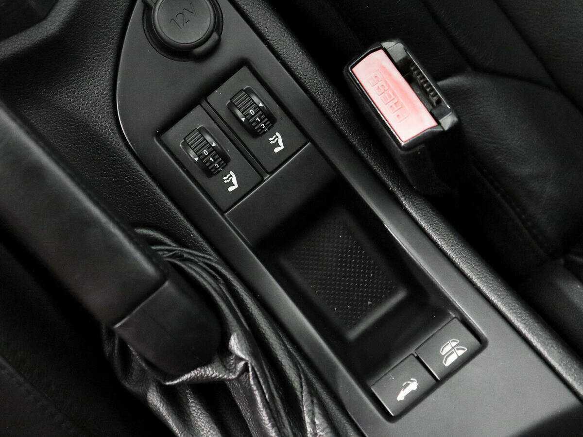 Peugeot 308 с пробегом — 2012 год. Фото: #12