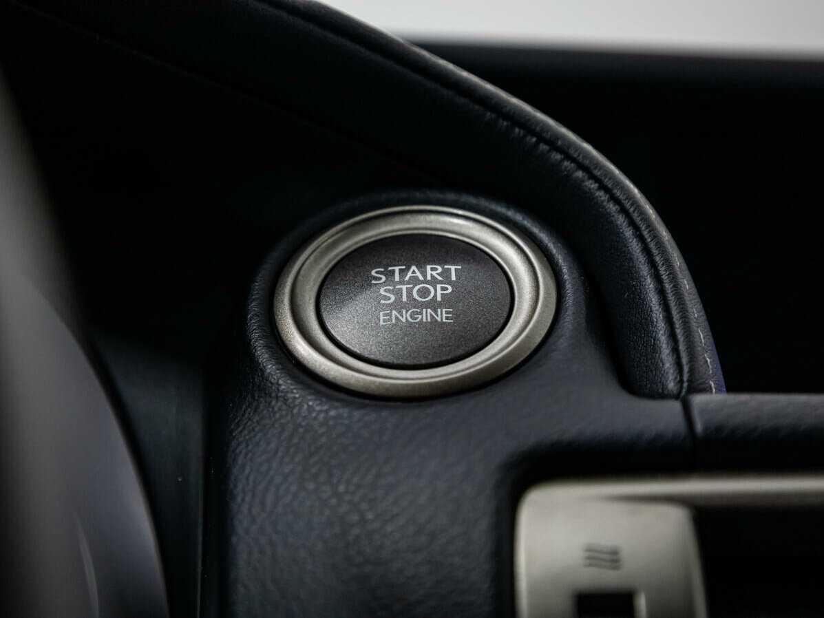 Lexus IS с пробегом — 2014 год. Фото: #11