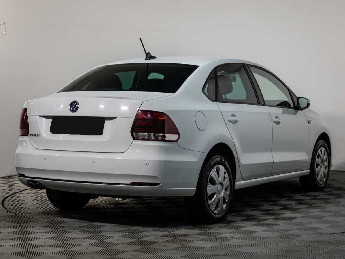 Volkswagen Polo с пробегом — 2018 год. Фото: #3